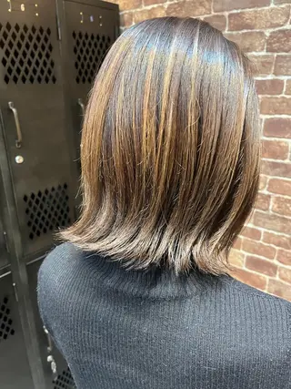 セミロング カラー パーマ ヘアアレンジ メンズ キッズ ネイル マツエク・マツパ アイブロウ 久木原 ゆりのヘアスタイル