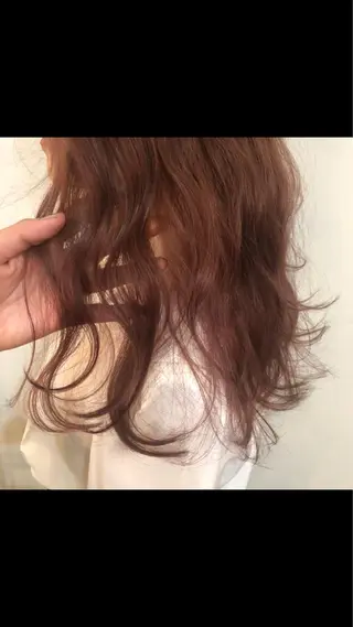 ロング カラー ヘアアレンジ ROSTAR所属・川上 智汐のヘアスタイル