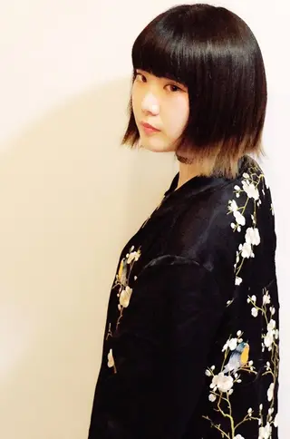 ショート カラー 美髪専門店カヴァリ ＴＯＲＵのヘアスタイル