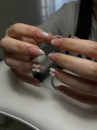 ネイル RYAURA NAILのネイルデザイン