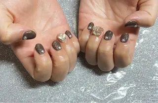 ネイル VIERU 🌈🎀💖のネイルデザイン