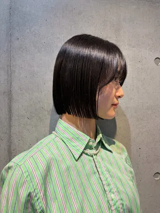 ショート カラー ヘアアレンジ ボブ艶モテカラー🫧 カリンのヘアスタイル