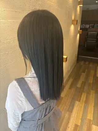 セミロング yuzuki Agu臼井のヘアスタイル