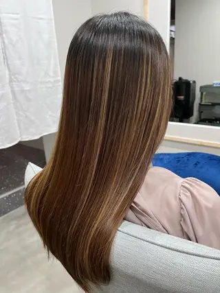ロング カラー liL  hair サトウリョウタのヘアスタイル