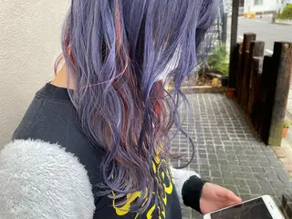 ロング M. YURIのヘアスタイル