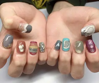 ネイル 池崎 美穂のネイルデザイン