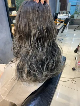ロング カラー ヘアアレンジ キッズ ネイル マツエク・マツパ 透明感カラー🤎 ゆりのヘアスタイル