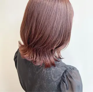 ミディアム カラー 山口 莉奈のヘアスタイル