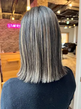 ミディアム カラー ヘアカラー&縮毛矯正 STAR☆RIVERのヘアスタイル