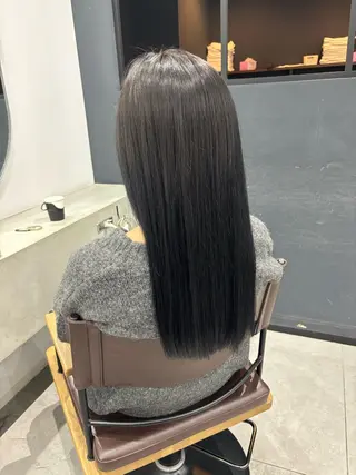 ロング カラー 佐古 里美華のヘアスタイル