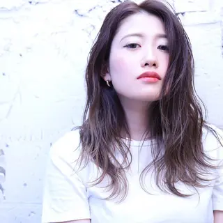 ロング 中山 泰徳のヘアスタイル