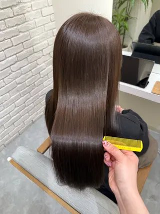 セミロング カラー 髪質改善&艶感カラー 🪄岡井美結のヘアスタイル