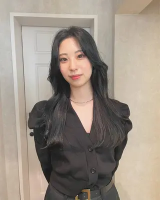ロング カラー ヘアアレンジ トレンドレイヤー カット/mihoのヘアスタイル