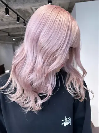 ロング デザインカラー/ 透明感/Nozomiのヘアスタイル