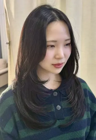 ミディアム カラー 韓国ヘア/レイヤー /髪質改善🦋イブキのヘアスタイル