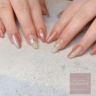 ネイル .. momoko🕊のネイルデザイン