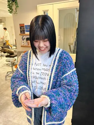 ミディアム カラー 薄暮 マツイ レンのヘアスタイル