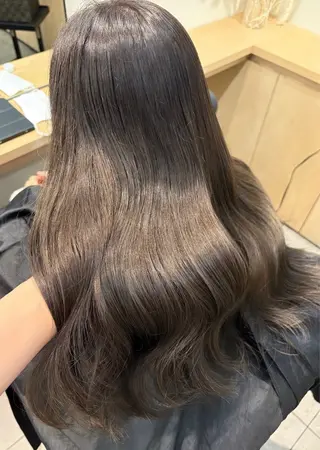 ロング カラー マンツーマン施術🌷 透明感/HIKARIのヘアスタイル
