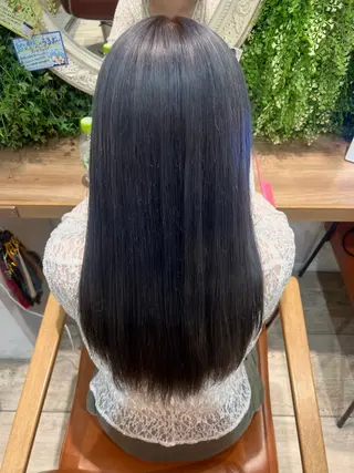 セミロング 髪質改善🫧艶カラー ✨エクステ🎀しゅりのヘアスタイル