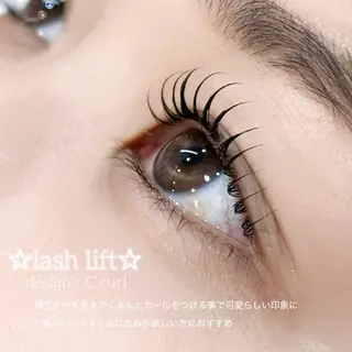 マツエク・マツパ LAYLA 🤍の眉毛・アイブロウイメージ