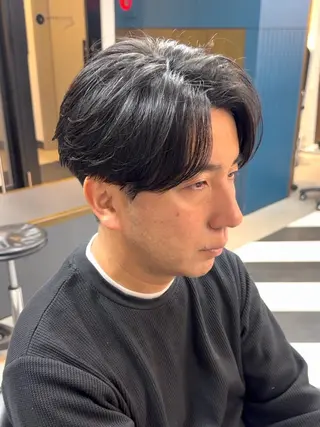 ミディアム カラー パーマ ヘアアレンジ メンズ 伊藤 陸のヘアスタイル