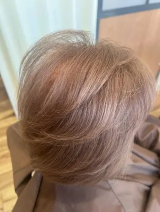 ショート カラー 白髪ぼかし ミズヒロのヘアスタイル