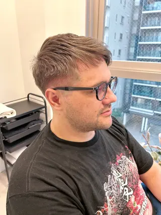 ショート 山田 守のヘアスタイル