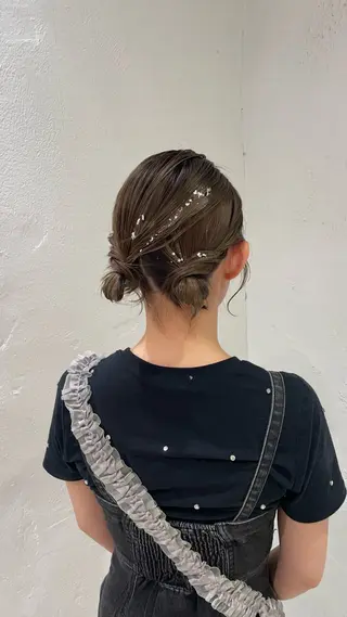 ミディアム ヘアアレンジ 暖色カラー/ ストレート/くるみのヘアスタイル