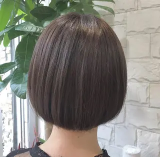 ショート カラー ✂︎ショート、ボブ、 レイヤー🩵YUMIのヘアスタイル