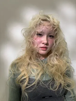 ロング ブリーチモデル募集 古内柊のヘアスタイル