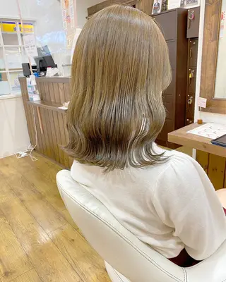 ミディアム カラー 横浜ブリーチムラ直し ハイトーン/ブリーチのヘアスタイル