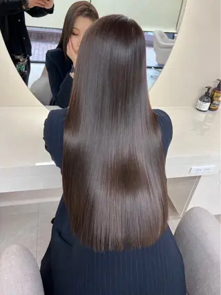 ロング 佐藤 菜穂のヘアスタイル