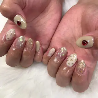 ネイル 西岡 杏のネイルデザイン