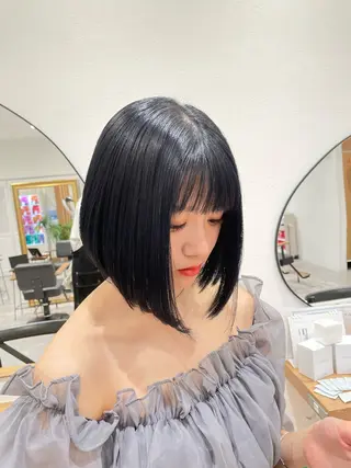 ショート 矯正パーマ、ベージュ ボブカット🫧のヘアスタイル