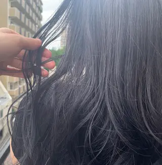 セミロング カラー パーマ ヘアアレンジ メンズ キッズ ネイル マツエク・マツパ 切りっぱなしヘアボブ ミディアムヘアRYOのヘアスタイル