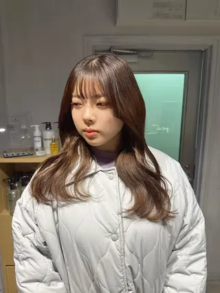 ロング カラー NANAMI🩵 大人可愛い韓国ヘアのヘアスタイル