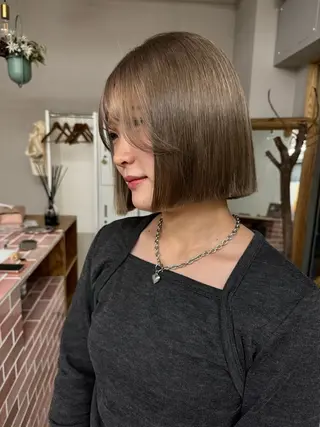 ショート 🌙ヘーゼルベージュ レイヤーカット🌙のヘアスタイル
