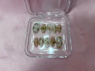 ネイル Hina ネイルサロンのネイルデザイン