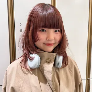 ミディアム カラー ウスイ ハルカのヘアスタイル