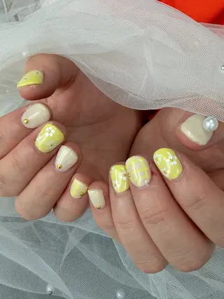 ネイル ACRO Yunaのネイルデザイン