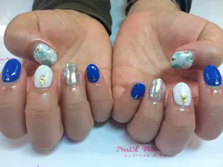 ネイル ネイルリボン 受付スタッフのネイルデザイン