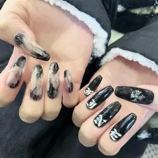 ネイル 【 ﾈｲﾘｽﾄ&ｱｲ ﾘｽﾄ】キヨカのネイルデザイン