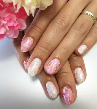 ネイル Petit Fleur所属・青柳 亜梨奈のマツエク・マツパデザイン