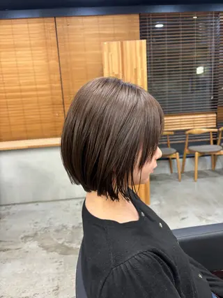 ショート カラー mono / Manatoのヘアスタイル