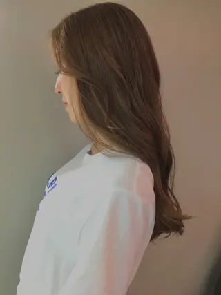 カラー ハセガワ レナのヘアスタイル
