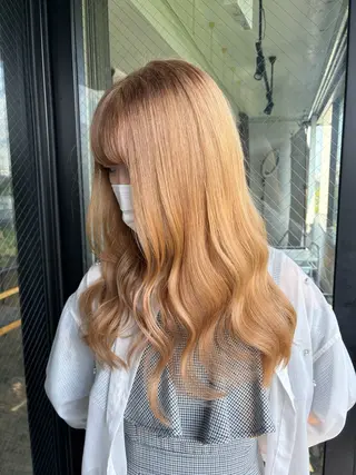 ロング カラー 💫miyu💫デザ インカラー/アレンジのヘアスタイル