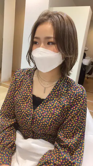 ショート カラー パーマ ヘアアレンジ メンズ キッズ ネイル マツエク・マツパ 韓国🇰🇷レイヤー カットオリーブカラーのヘアスタイル
