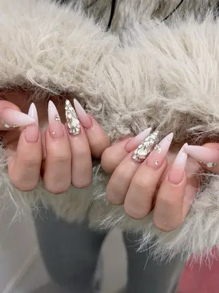 ネイル Julli ジュリのネイルデザイン