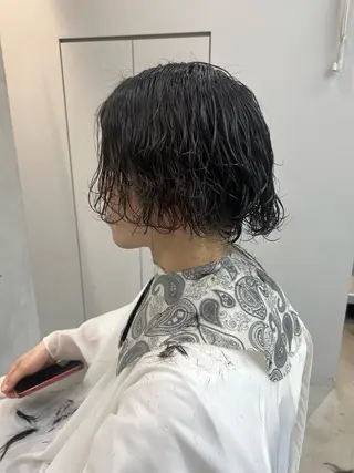 パーマ メンズ 吉沢遣人/レイヤー 艶カラー/抜け感のヘアスタイル