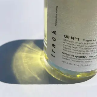 セミロング 🥛洒落髪小顔cut なら龍崎🥛のヘアスタイル